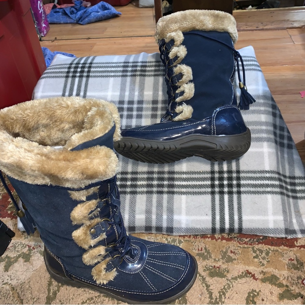 Warm boots